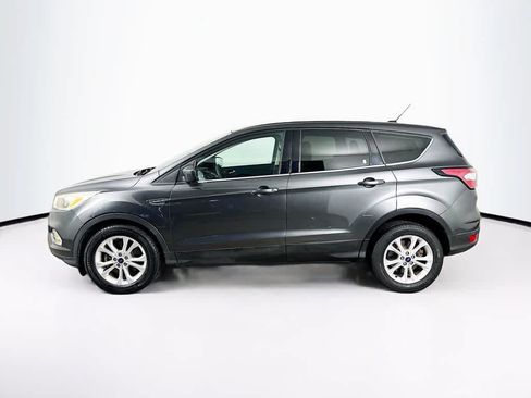 Used 2017 Ford Escape SE FWD image 3