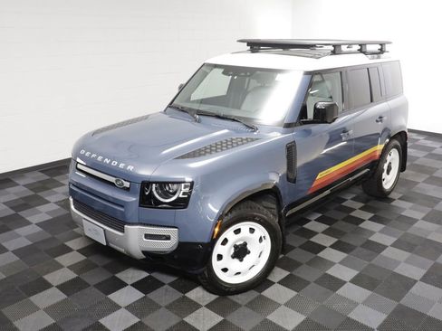 Used 2025 Land Rover Defender 110 S AWD/4WD image 2