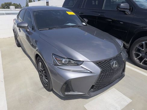 Used 2018 Lexus IS 300 F Sport RWD image 3