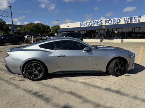 Certified 2024 Ford Mustang Premium image 4