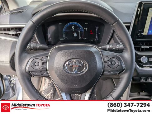 Certified 2025 Toyota Corolla Cross XLE AWD/4WD image 17