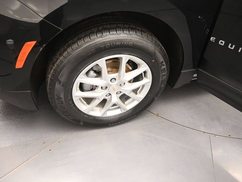 Used 2024 Chevrolet Equinox LT AWD/4WD image 13