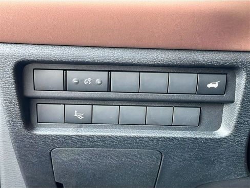 New 2025 Mitsubishi Outlander SEL image 12