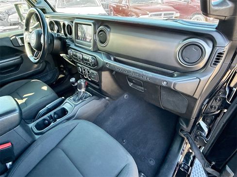 Used 2021 Jeep Wrangler Unlimited Sport S image 33