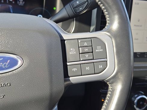 Used 2023 Ford F250 Lariat w/ Sport Appearance Package image 29