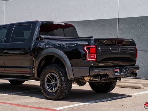 Used 2020 Ford F150 Raptor w/ Equipment Group 802A Luxury AWD/4WD image 34