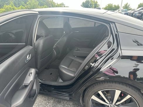 Used 2020 Nissan Altima 2.5 SR FWD image 15