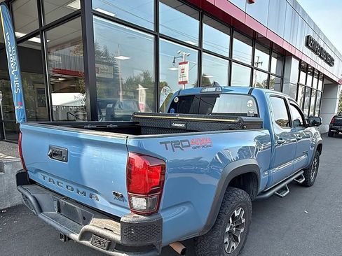 Used 2019 Toyota Tacoma TRD Off-Road AWD/4WD image 2