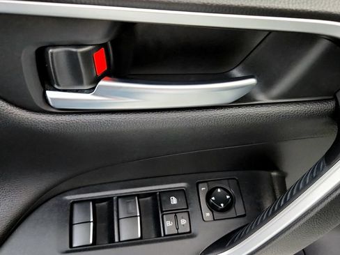 Used 2020 Toyota RAV4 XSE AWD/4WD image 24