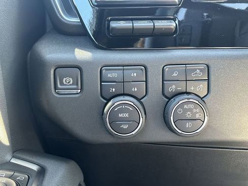 New 2026 Chevrolet Silverado 1500 High Country w/ Technology Package AWD/4WD image 18