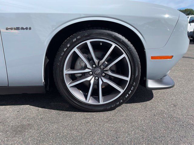 Used 2022 Dodge Challenger R/T w/ Plus Package RWD image 31