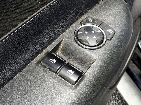 Used 2019 Ford Mustang Coupe image 11