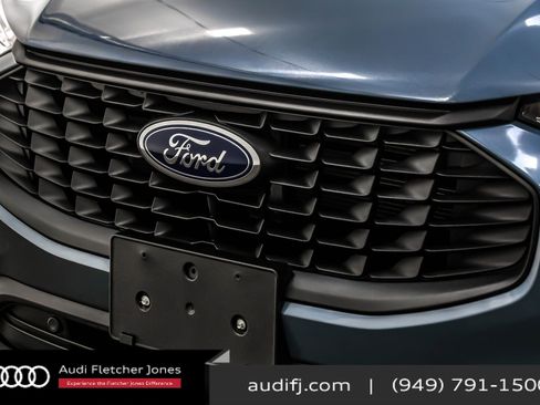 Used 2023 Ford Escape FWD image 13