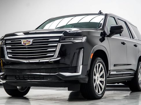 Used 2024 Cadillac Escalade Premium Luxury Platinum RWD image 10