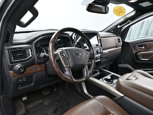 Used 2021 Nissan Titan Platinum Reserve w/ Moonroof Package image 17