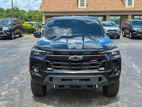 Used 2023 Chevrolet Colorado Z71 w/ Z71 Convenience Package 2 AWD/4WD image 4