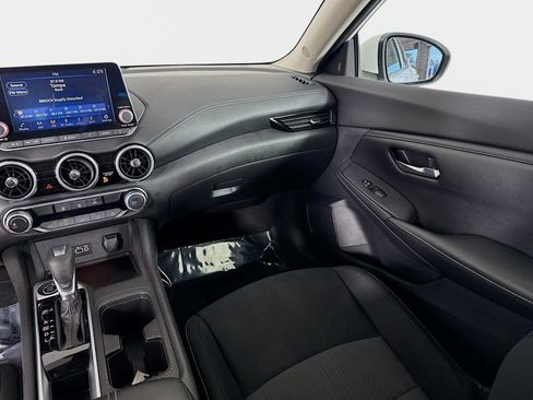 Used 2022 Nissan Sentra SV image 23