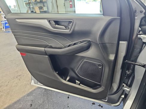 Used 2023 Ford Escape Active w/ Tech Pack #1 AWD/4WD image 28