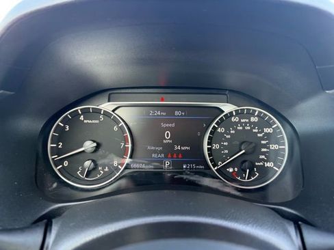 Used 2024 Nissan Altima 2.5 SV image 13