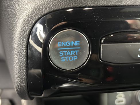 Used 2024 Ford Escape ST-Line w/ Tech Pack #1 AWD/4WD image 31