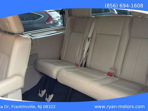 Used 2017 Ford Expedition Limited w/ Equipment Group 301A AWD/4WD image 27