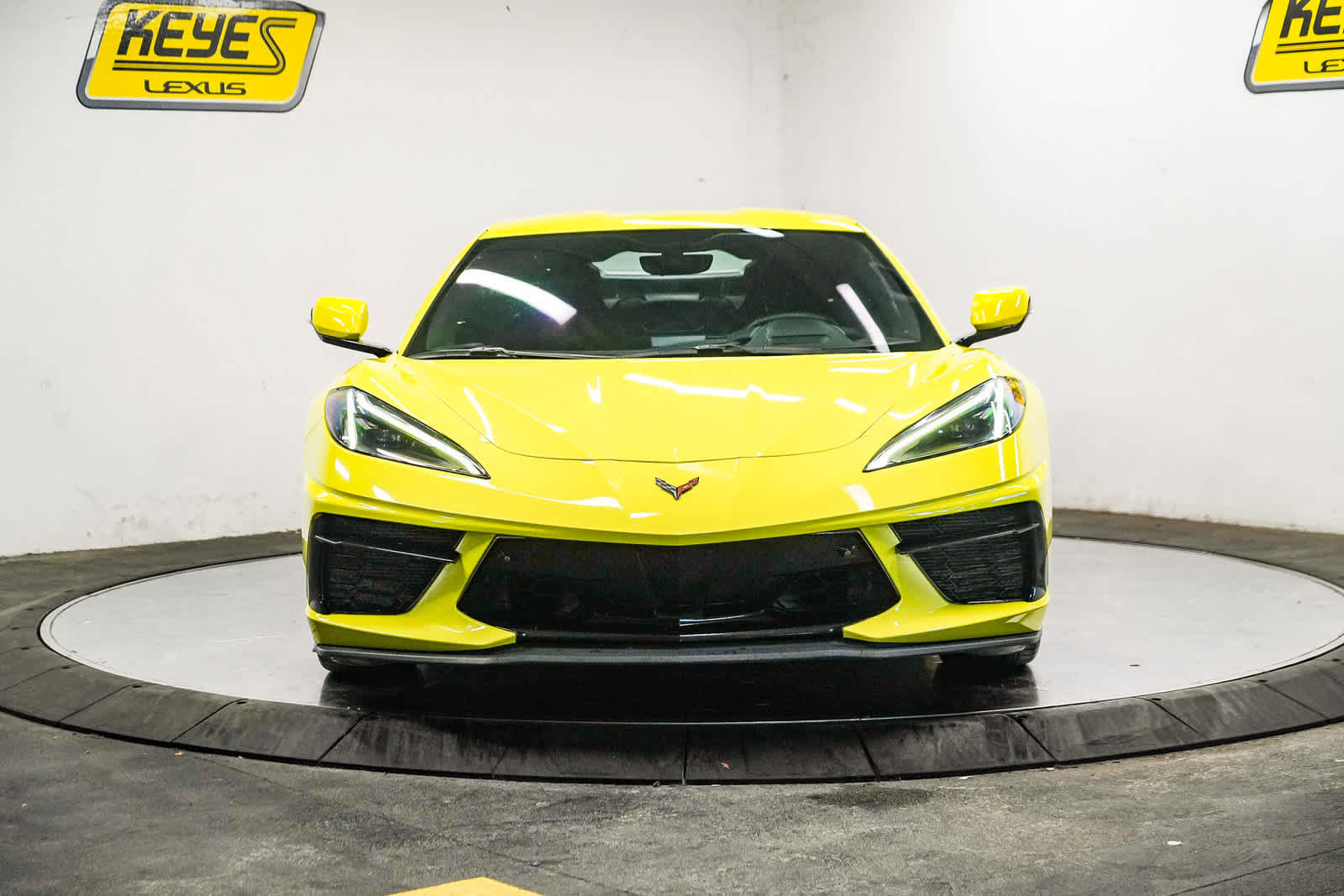 Used 2022 Chevrolet Corvette Stingray Preferred Cpe w/ Z51 Performance Package RWD image 6