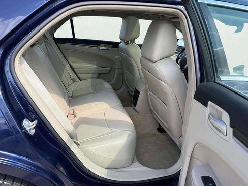 Used 2014 Chrysler 300 AWD w/ Driver Convenience Group image 13