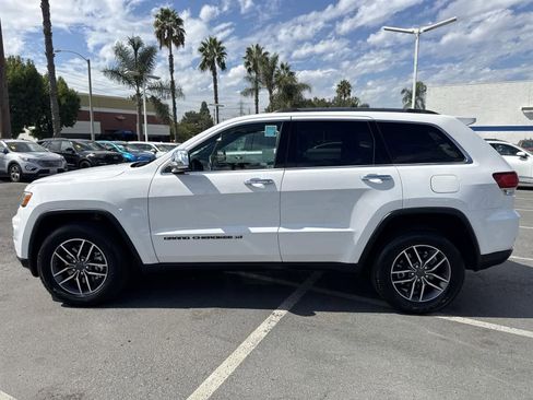 Used 2022 Jeep Grand Cherokee Limited image 5