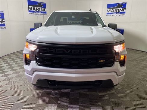 Used 2024 Chevrolet Silverado 1500 Custom image 15