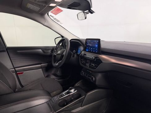Used 2025 Ford Escape Active FWD image 30