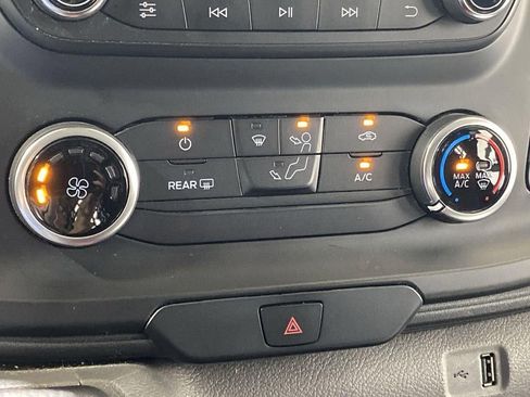 Used 2024 Ford Transit 250 Low Roof w/ Exterior Upgrade Package image 17