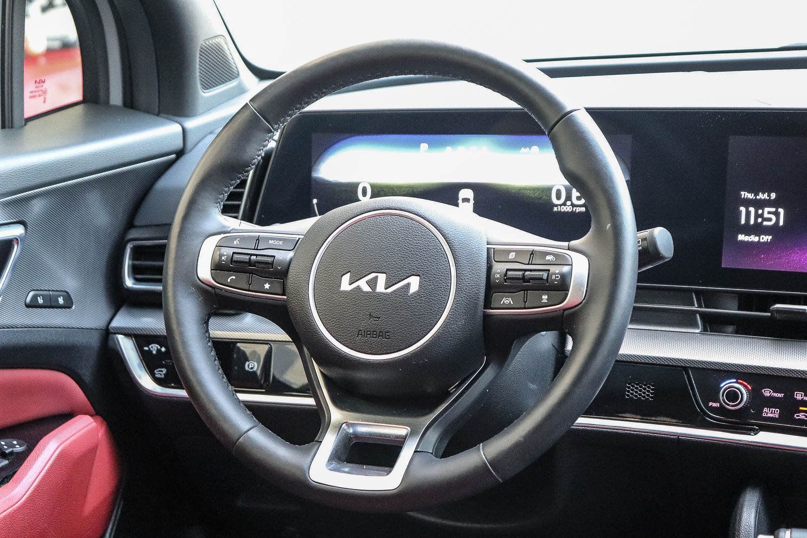 Used 2024 Kia Sportage SX FWD image 17