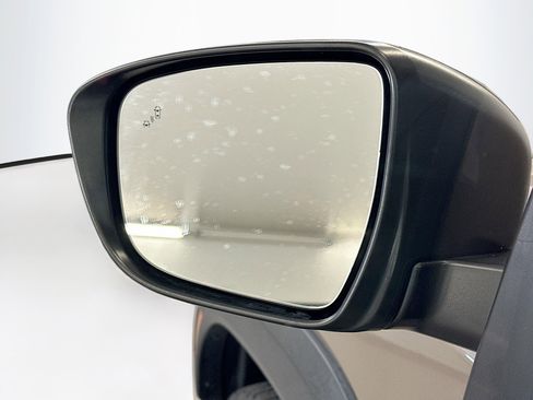 Used 2023 Nissan Frontier PRO-4X w/ Technology Package image 16