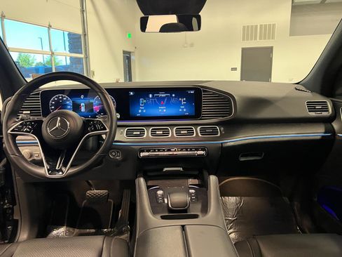 Used 2025 Mercedes-Benz GLE 350 4MATIC image 32