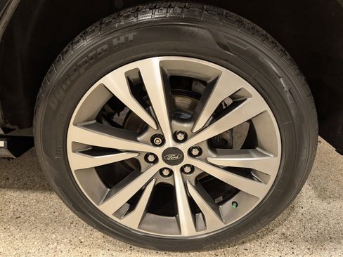 Used 2020 Ford Expedition Platinum AWD/4WD image 10