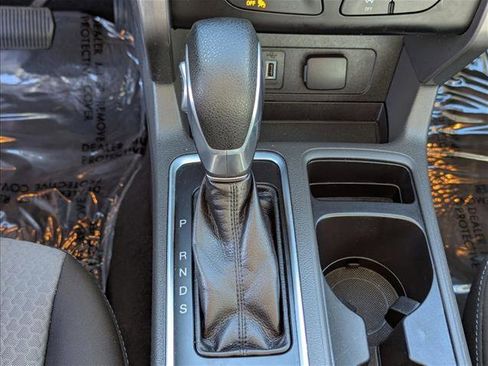 Used 2018 Ford Escape SE image 11