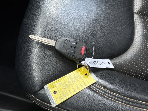 Used 2013 Jeep Wrangler Sahara image 27