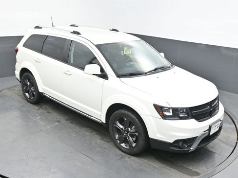 Used 2018 Dodge Journey Crossroad image 29