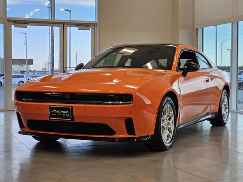 New 2025 Dodge Charger R/T w/ Quick Order Package 25M R/T image 2