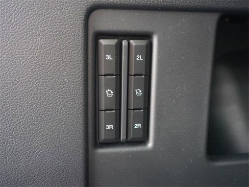 New 2024 Ford Expedition XLT image 14