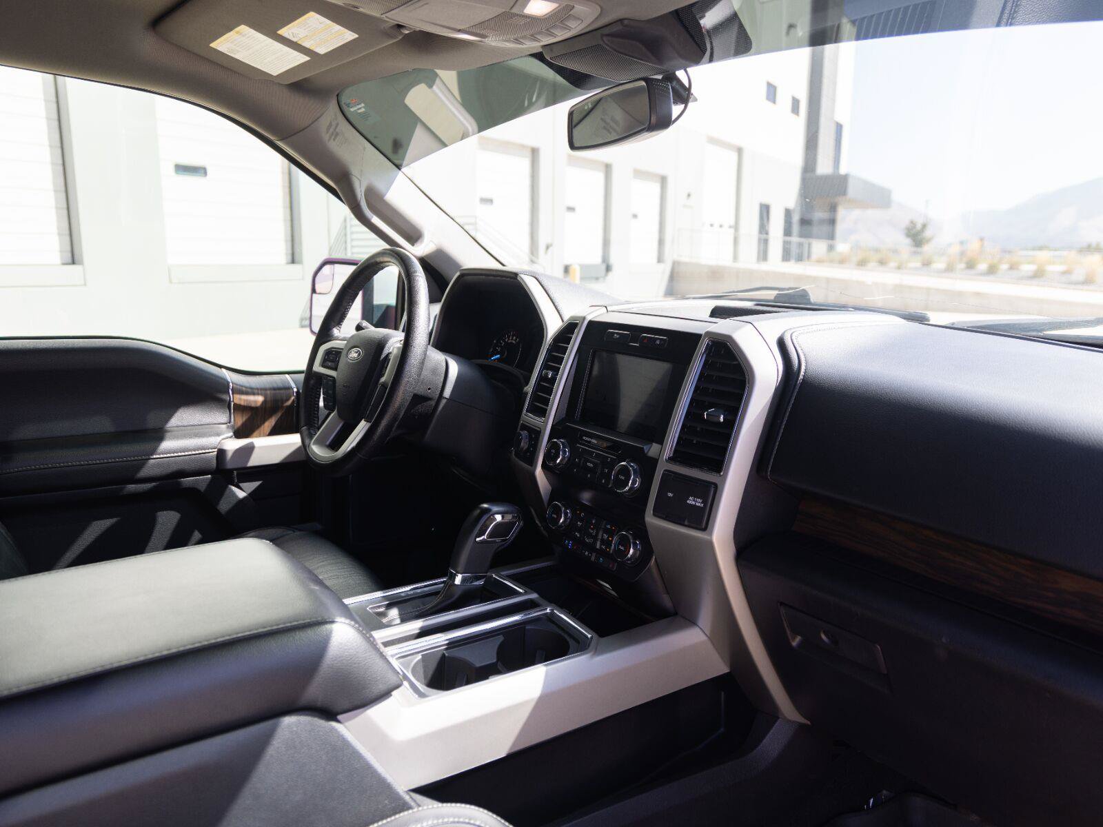 Used 2019 Ford F150 Lariat AWD/4WD image 36