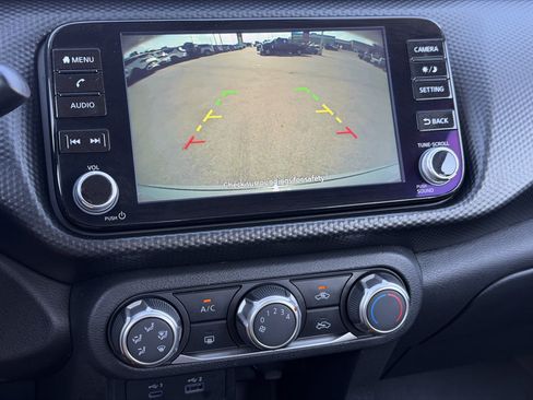 Used 2023 Nissan Kicks SV FWD image 12