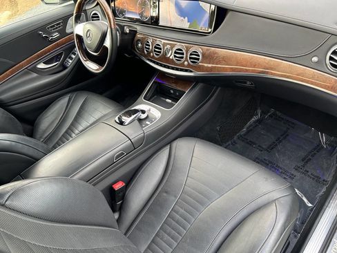 Used 2016 Mercedes-Benz S 550 4MATIC Sedan image 25