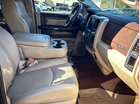 Used 2014 RAM 1500 Laramie image 27