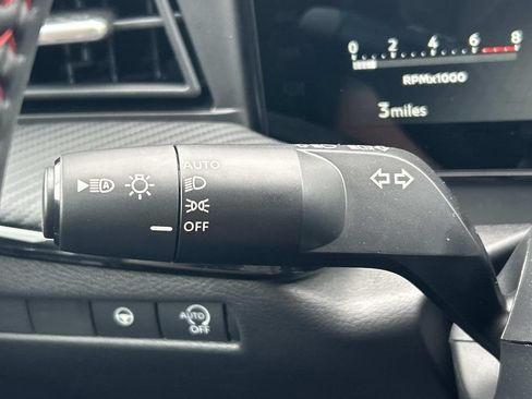 New 2026 Nissan Kicks SR FWD image 29