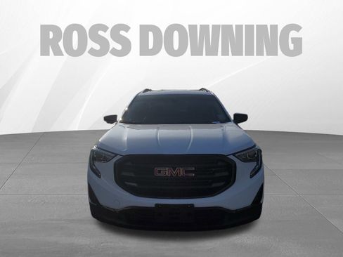 Used 2020 GMC Terrain SLT w/ Preferred Package image 2