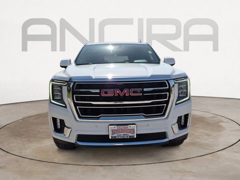 Used 2023 GMC Yukon SLT w/ SLT Luxury Package RWD image 4
