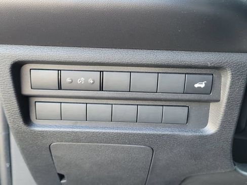 Used 2025 Mitsubishi Outlander SE FWD image 22