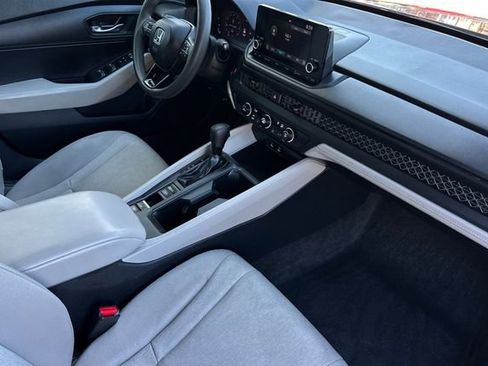 Certified 2023 Honda Accord LX image 17