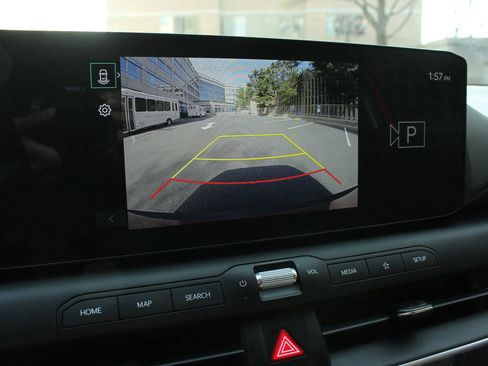Used 2025 Kia K4 FWD image 32